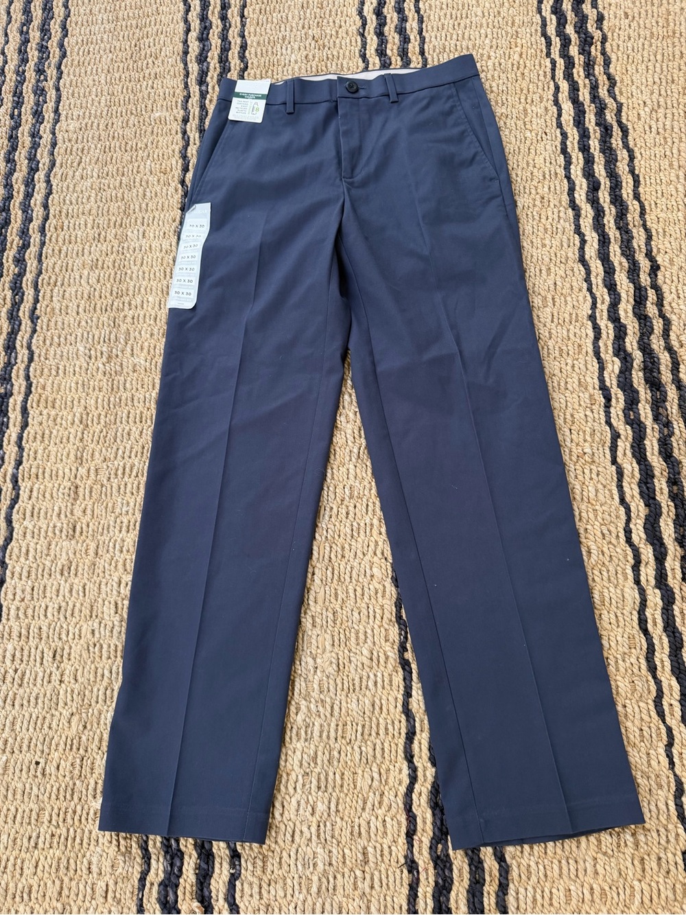 Haggar Men’s Blue Wrinkle Free Khaki NWT